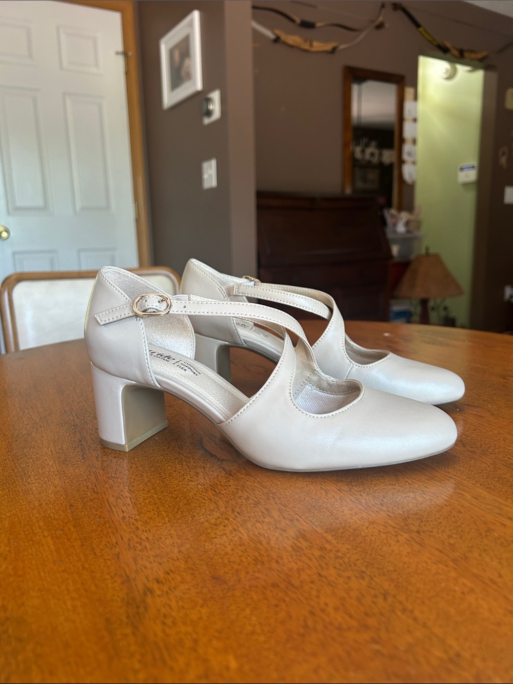 Life Stride Ivory Cross-Strap Block Heel Mary Janes